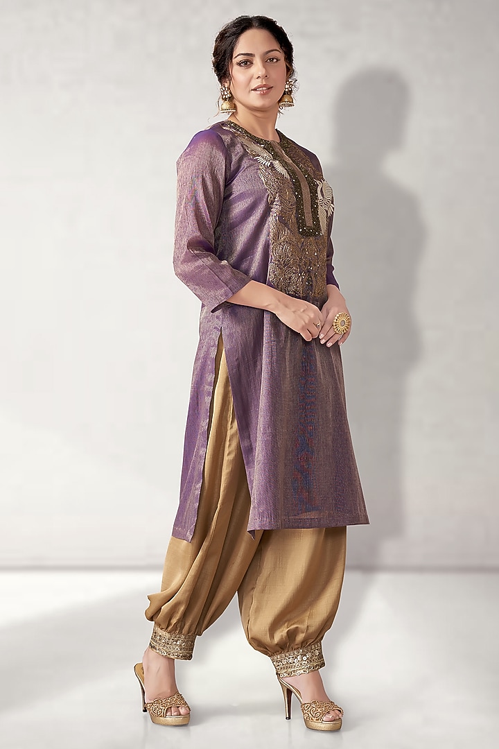 Purple Tissue Silk Embroidered Kurta Set by Aditi Somani at Pernia's Pop Up Shop
