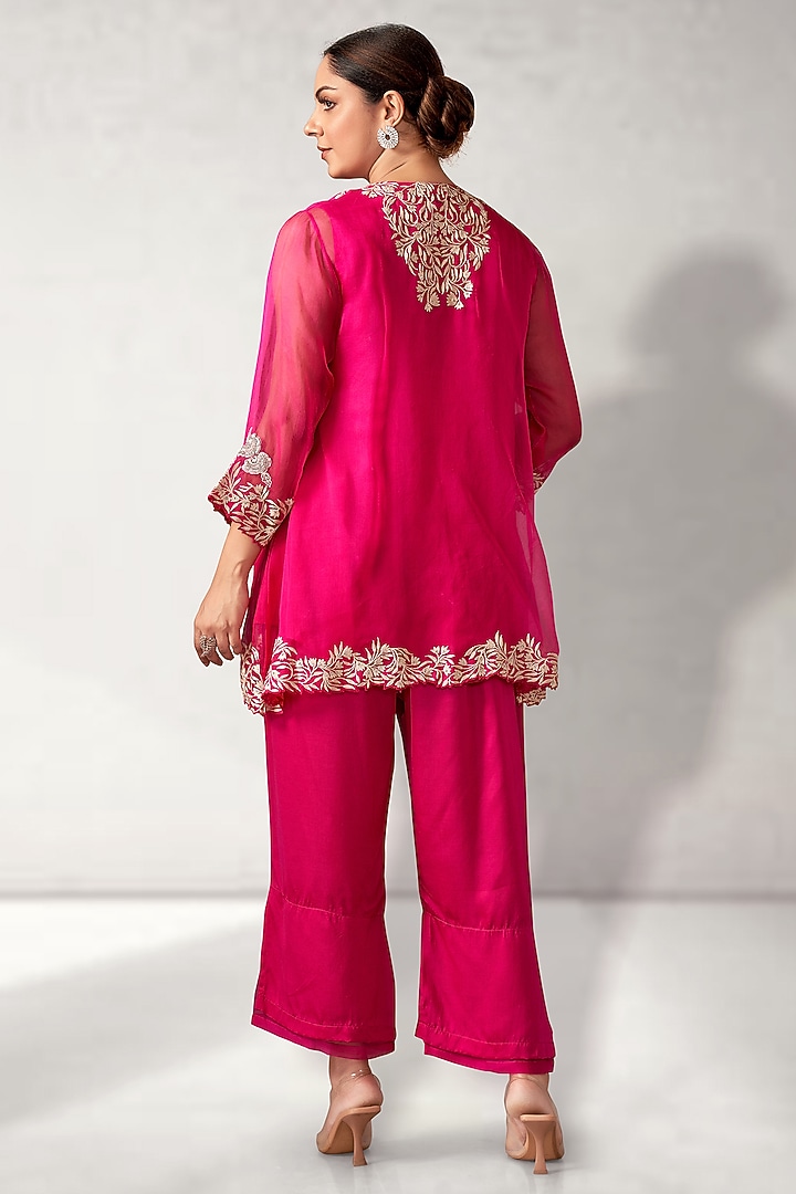 Pink Organza & Modal Satin Embroidered Cape Set by Aditi Somani at Pernia's Pop Up Shop