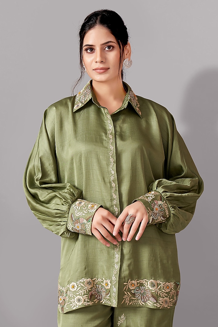 Green Silk Embroidered Co-Ord Set by Aditi Somani at Pernia's Pop Up Shop