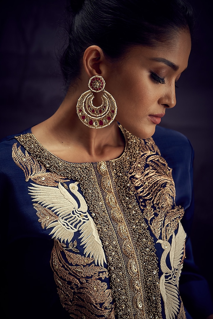 Blue Nysaa Silk Embroidered Kurta Set by Aditi Somani at Pernia's Pop Up Shop