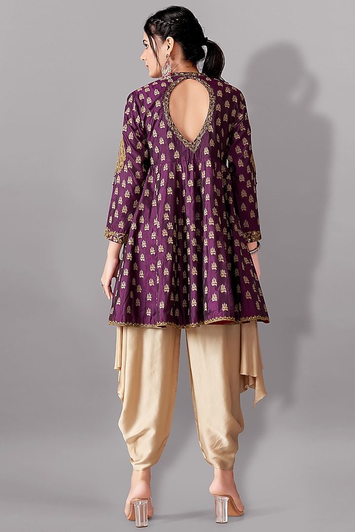 Wine Cotton Silk Embroidered Tunic Set by Aditi Somani at Pernia's Pop Up Shop
