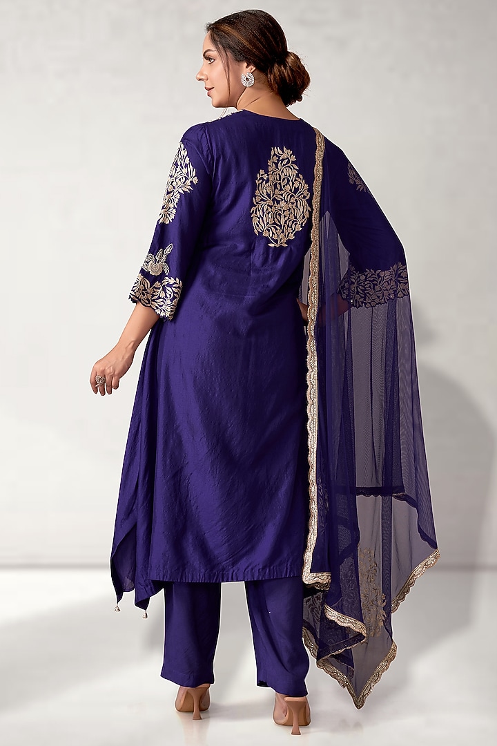 Purple Dupion Silk Embroidered Long Tunic Set by Aditi Somani at Pernia's Pop Up Shop