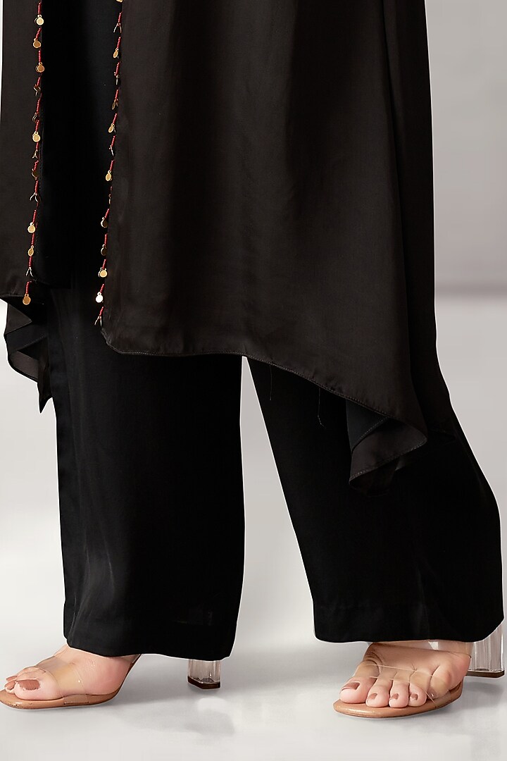 Maroon Satin Organza Embroidered Shaded Cape Set by Aditi Somani at Pernia's Pop Up Shop