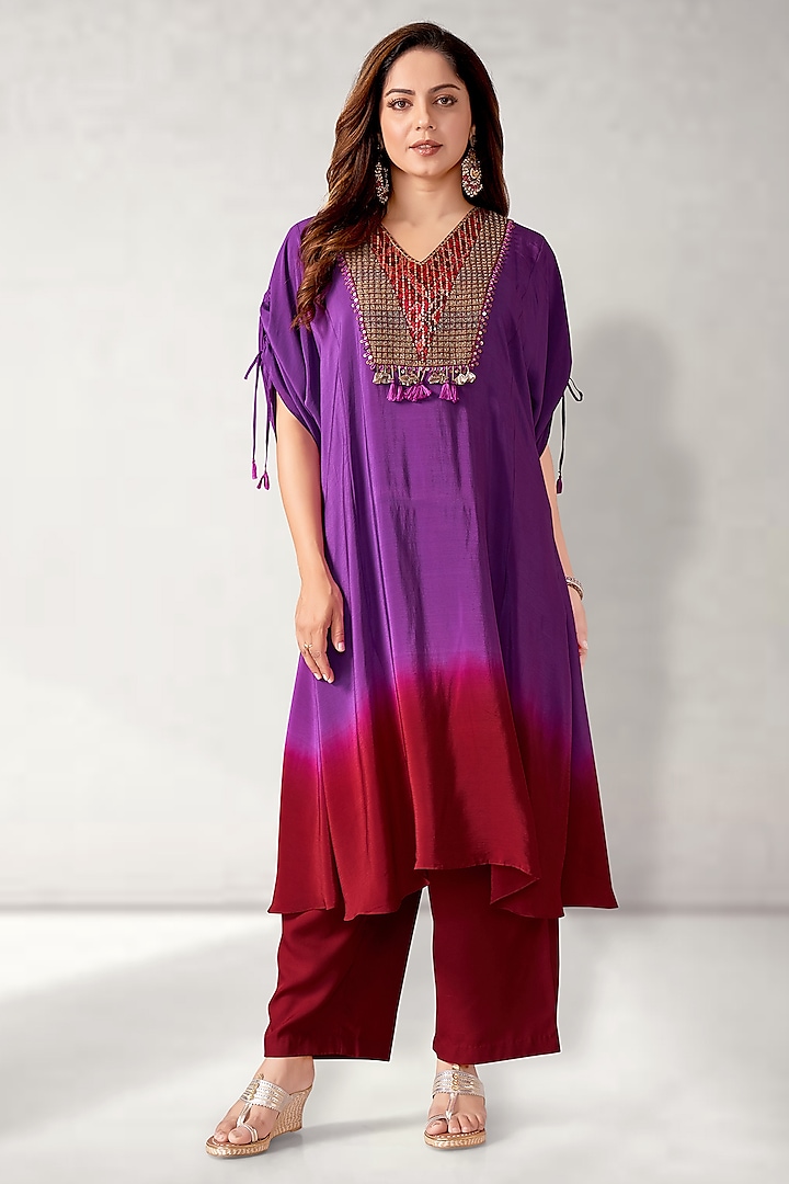 Purple Mulberry Crepe Shaded Kaftan Set by Aditi Somani at Pernia's Pop Up Shop