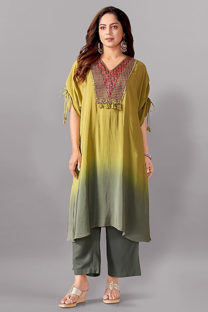 Lime Green Mulberry Crepe Shaded Kaftan Set by Aditi Somani at Pernia's Pop Up Shop