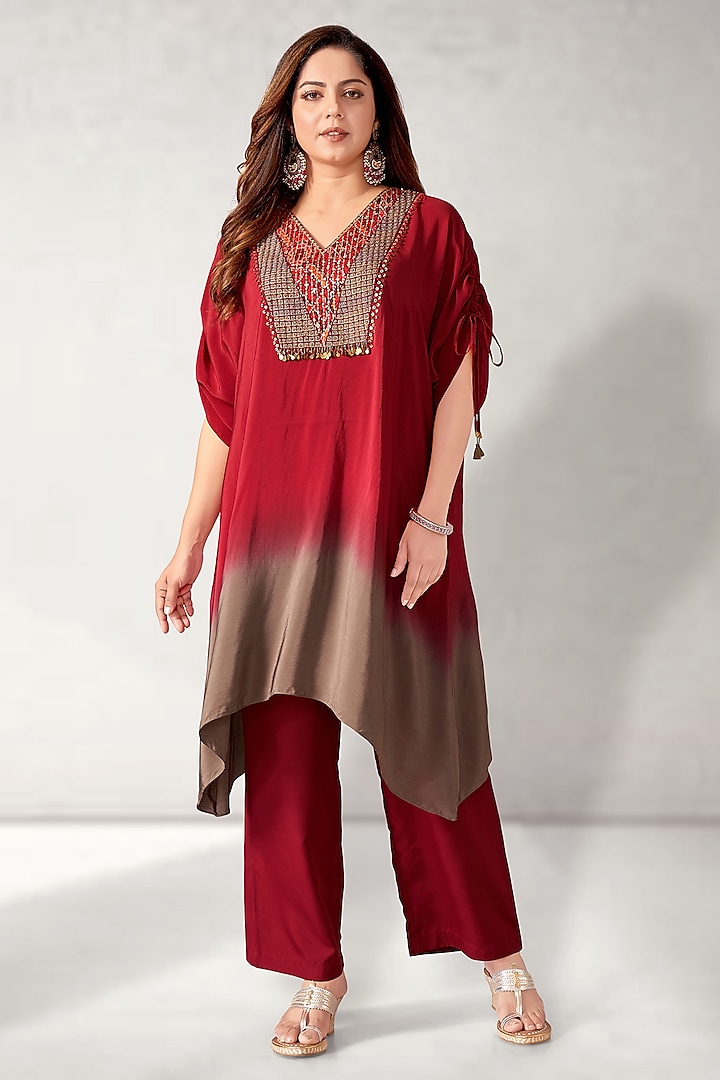 Maroon Mulberry Crepe Patola Kaftan Set by Aditi Somani at Pernia's Pop Up Shop