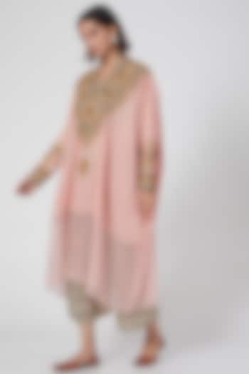 Blush Pink Cotton & Chanderi Thread Hand Embroidered Kaftan Set by Divya Sheth