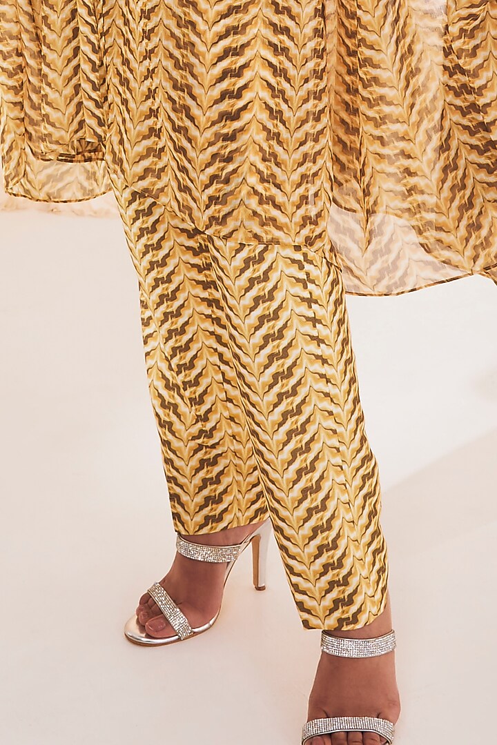 Yellow Chiffon & Silk Dupion Printed Kaftan Set by Divya Aggarwal at Pernia's Pop Up Shop