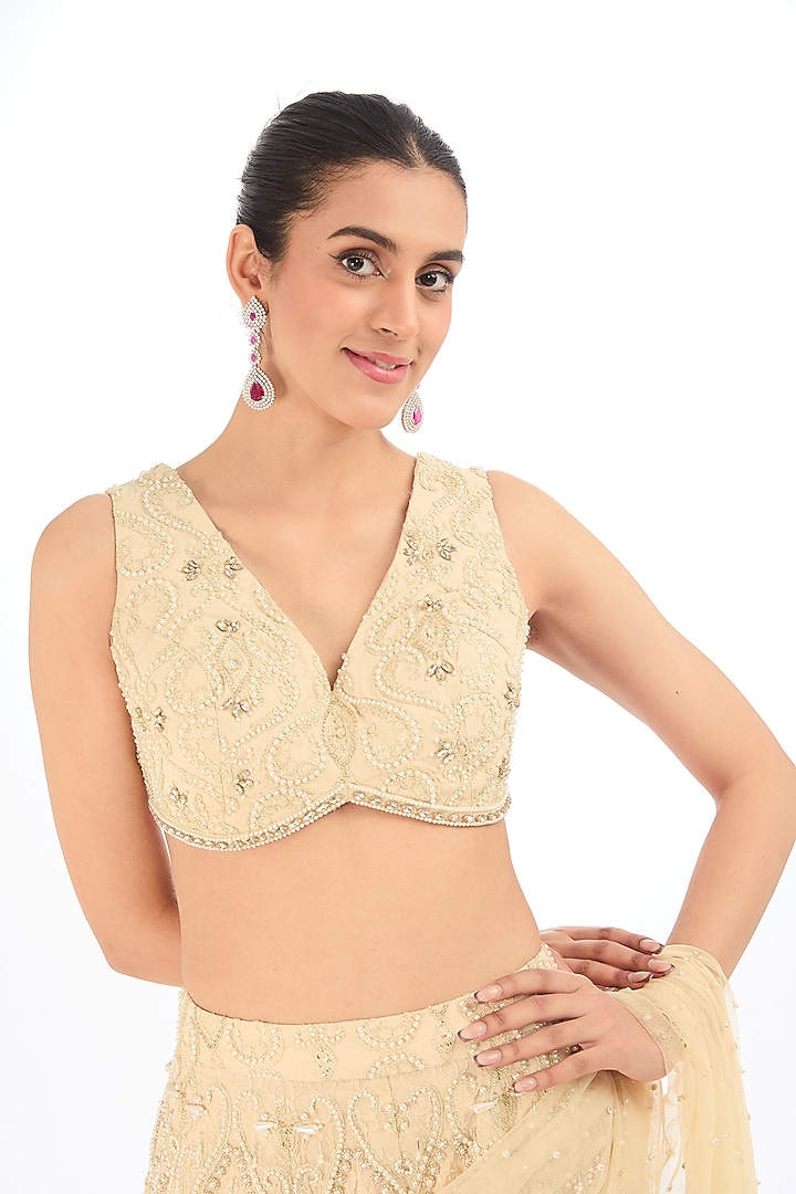 Peach Organza Sharara Reception Saree Set by Divya Aggarwal at Pernia's Pop Up Shop