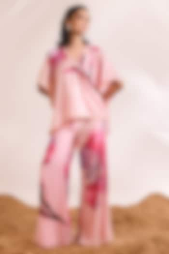 Pink Sheeted Sequins Abstract Printed Kaftan Set by Divya Aggarwal at Pernia's Pop Up Shop