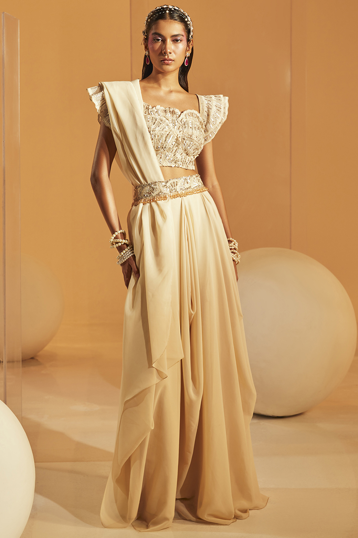 Ivory Georgette Concept Reception Saree Set by Divya Aggarwal at Pernia's Pop Up Shop