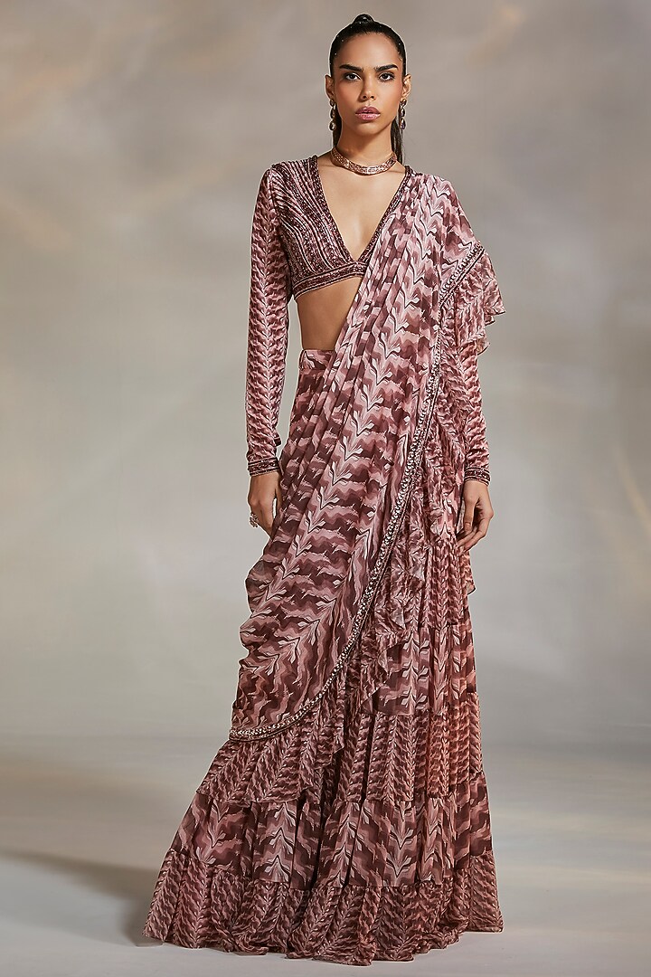 Mauve Chiffon Hand Embroidered Wedding Saree Set by Divya Aggarwal at Pernia's Pop Up Shop