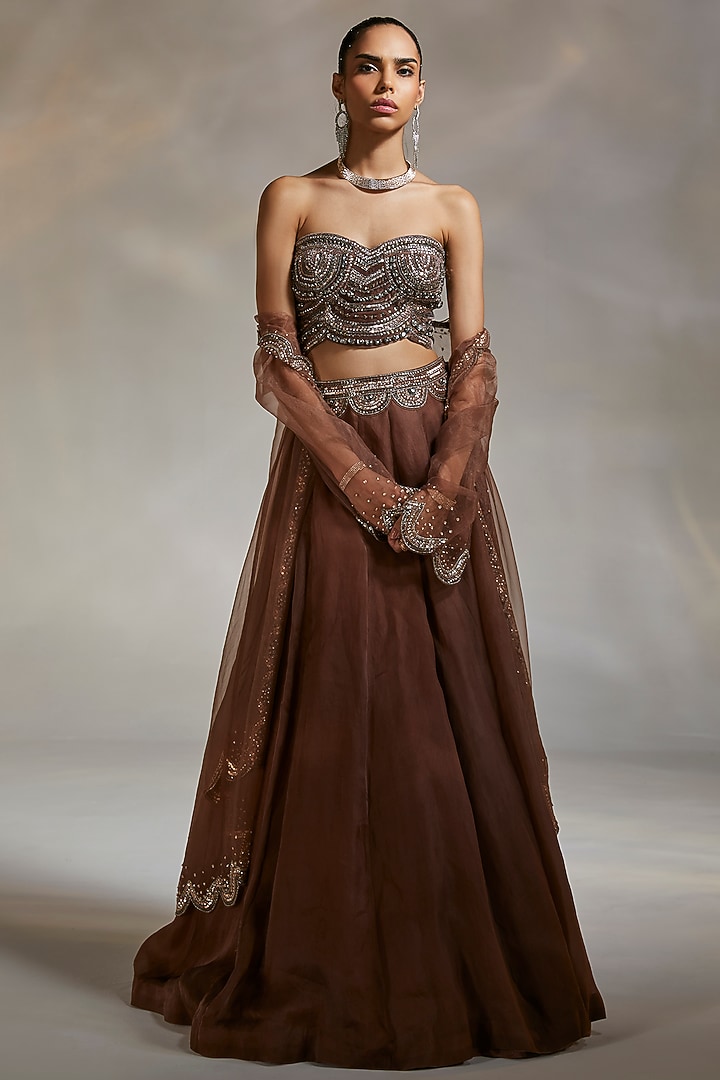 Congnac Hand Embroidered Wedding Lehenga Set by Divya Aggarwal at Pernia's Pop Up Shop