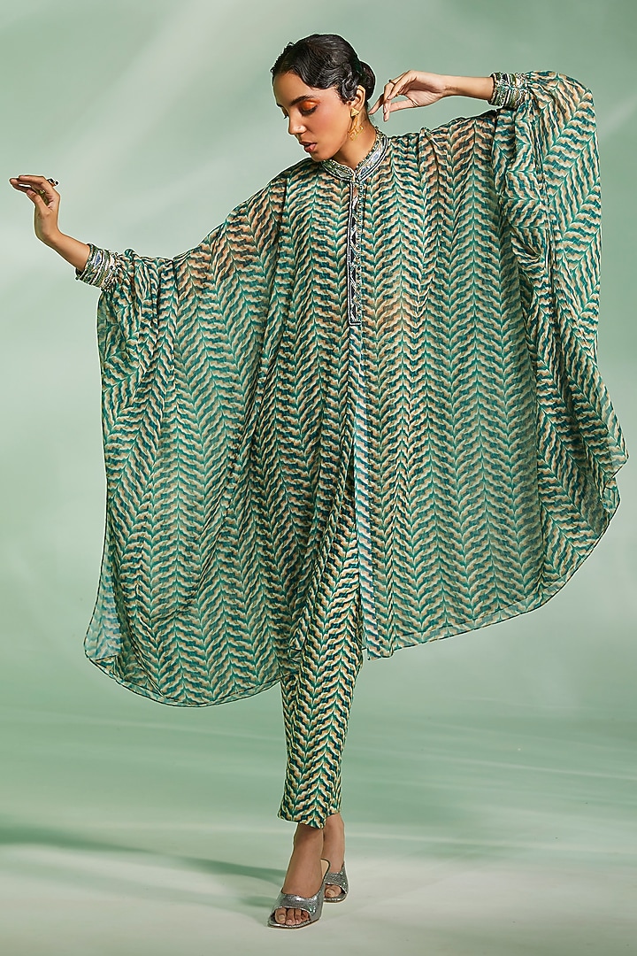 Green Printed Kaftan Set by Divya Aggarwal at Pernia's Pop Up Shop