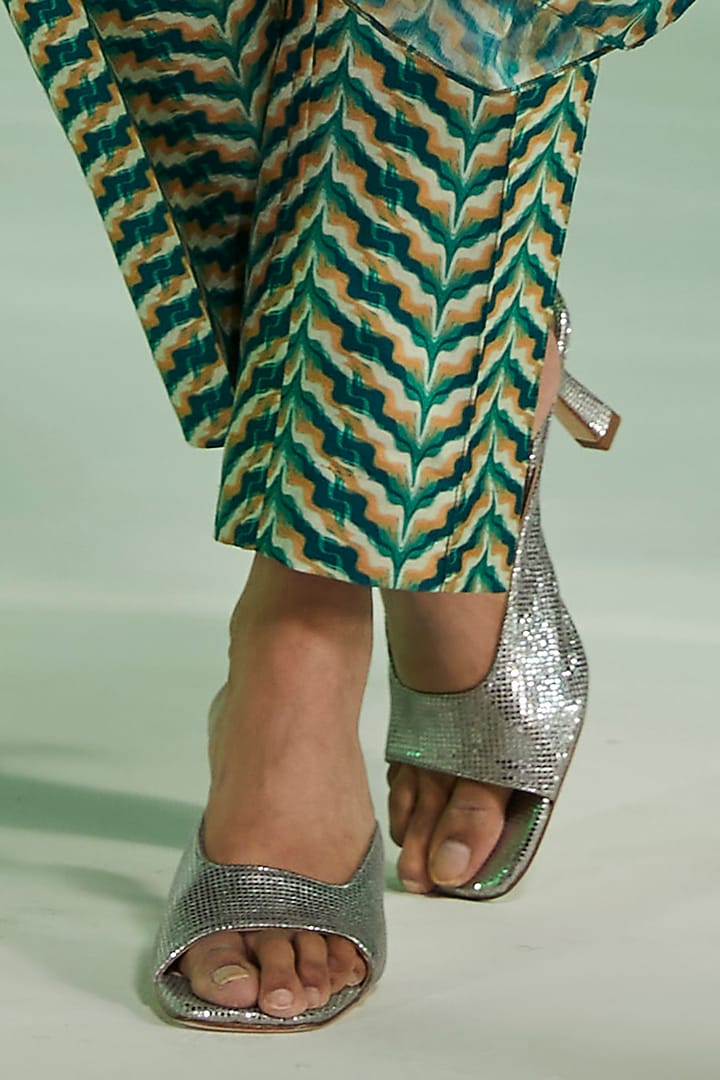 Green Printed Kaftan Set by Divya Aggarwal at Pernia's Pop Up Shop