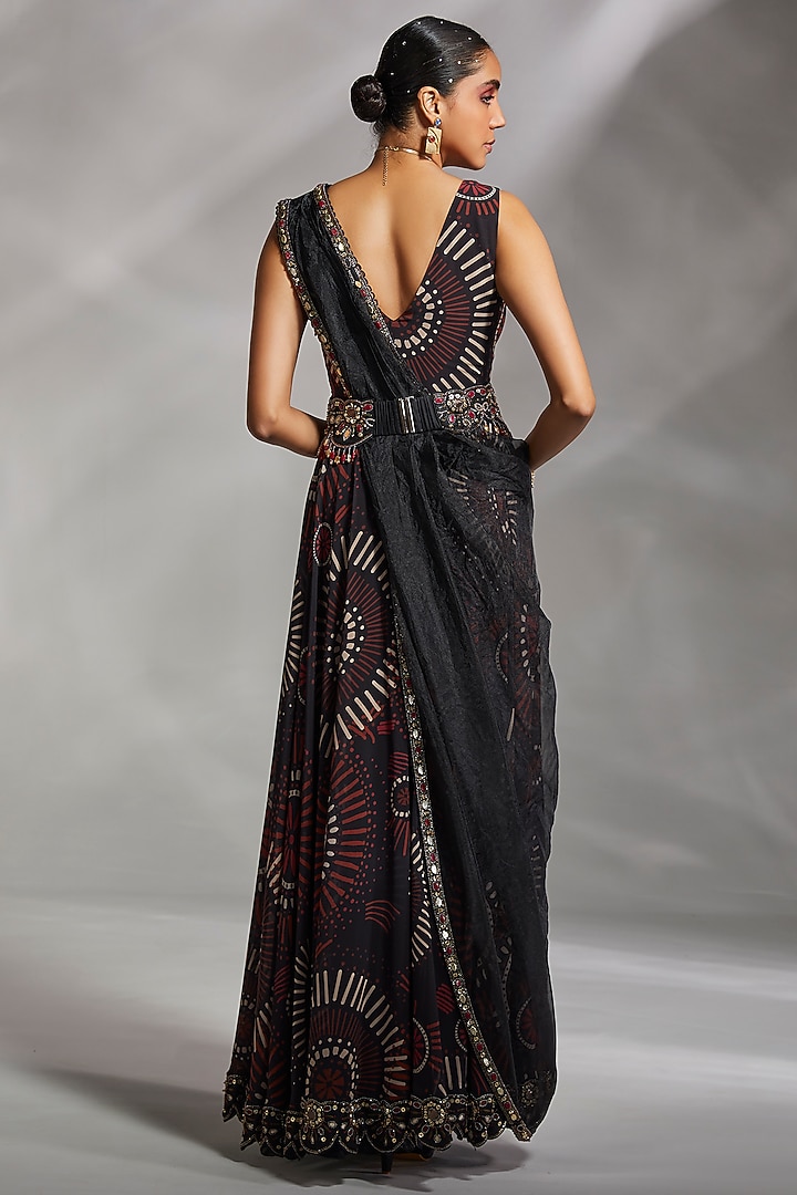 Black Printed Reception Gown Saree Set by Divya Aggarwal at Pernia's Pop Up Shop