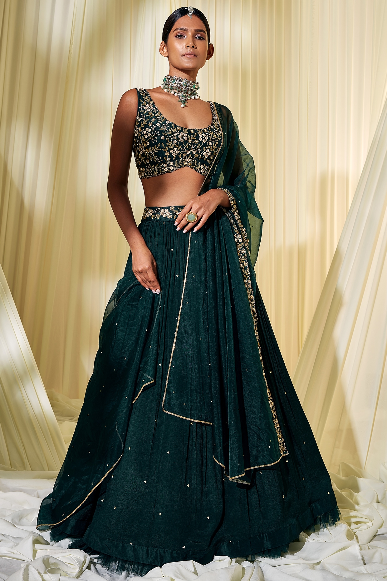❤ Indian Outfits❤#style #beauty #saree #sareefashion #bollywoodfashion  #celebstyle #lehenga #indi… | Indian fashion dresses, Indian fashion,  Indian designer outfits
