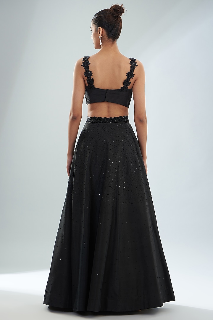 Black Organza Hand Embroidered Cape Set by Disha Patil at Pernia's Pop Up Shop