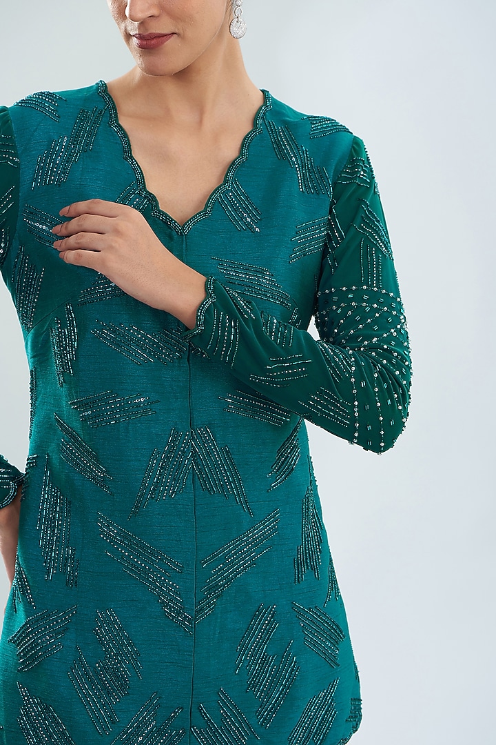 Emerald Green Crepe Embellished Short Jacket Set by Disha Patil at Pernia's Pop Up Shop