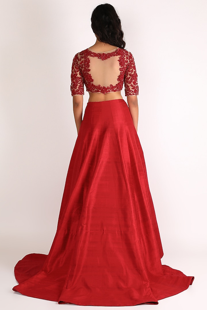 Red Embroidered Wedding Lehenga Set by Diksha Tandon at Pernia's Pop Up Shop