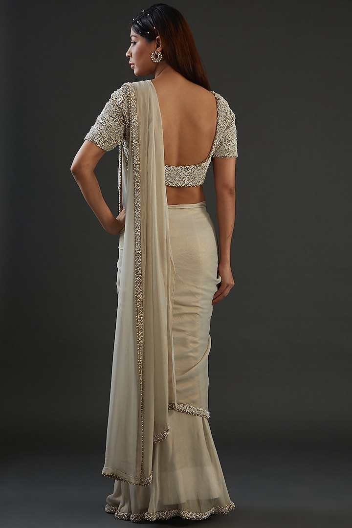 Ivory Georgette Embroidered Wedding Saree Set by Diksha Tandon at Pernia's Pop Up Shop
