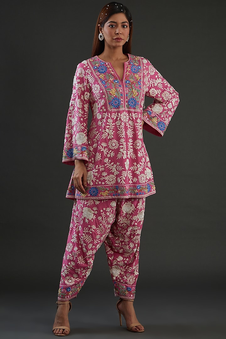 Pink Silk Embroidered Kurta Set by Diksha Tandon