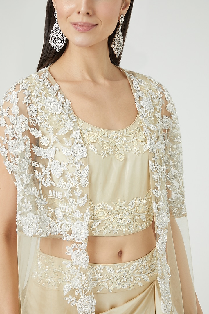 Ivory Embroidered Cape Set by Diksha Tandon at Pernia's Pop Up Shop