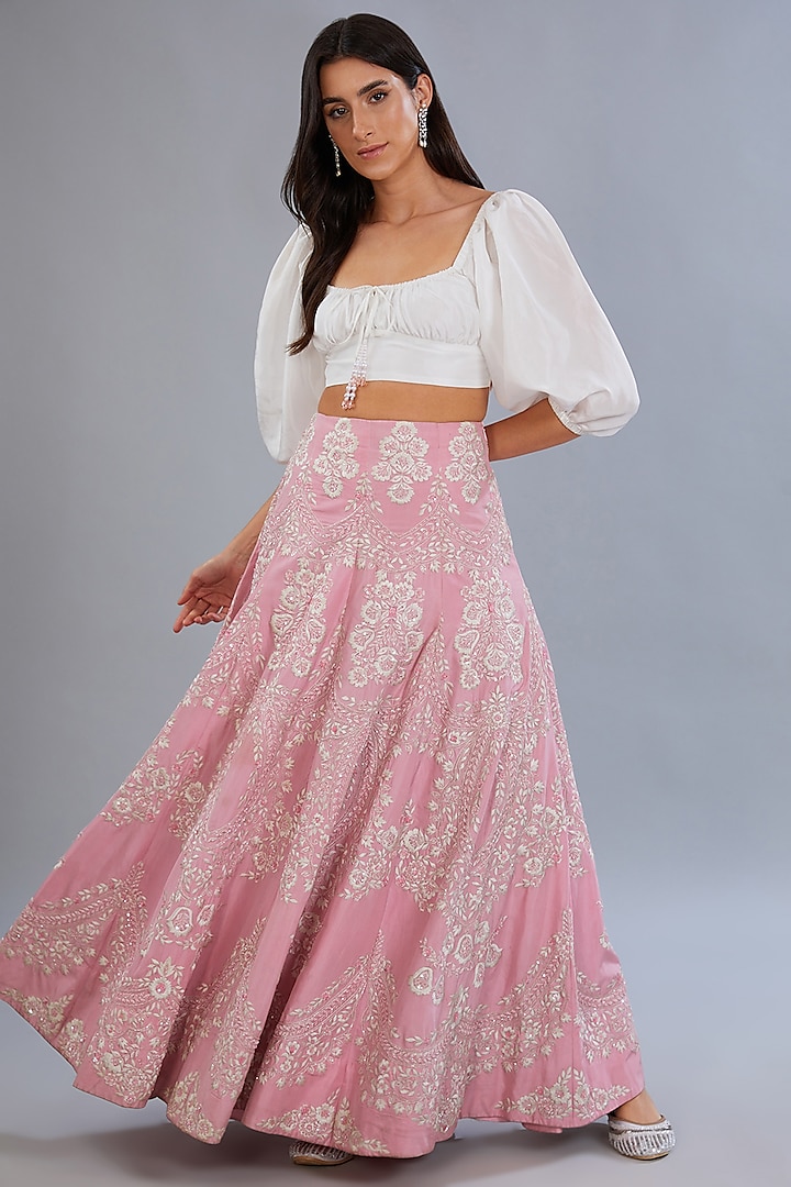 Pink Silk Embroidered Wedding Lehenga Set by Diksha Tandon at Pernia's Pop Up Shop