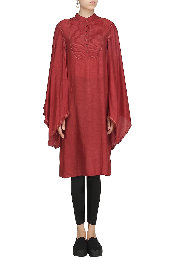 Red handkerchief sleeves dress available only at Pernia's Pop Up Shop.