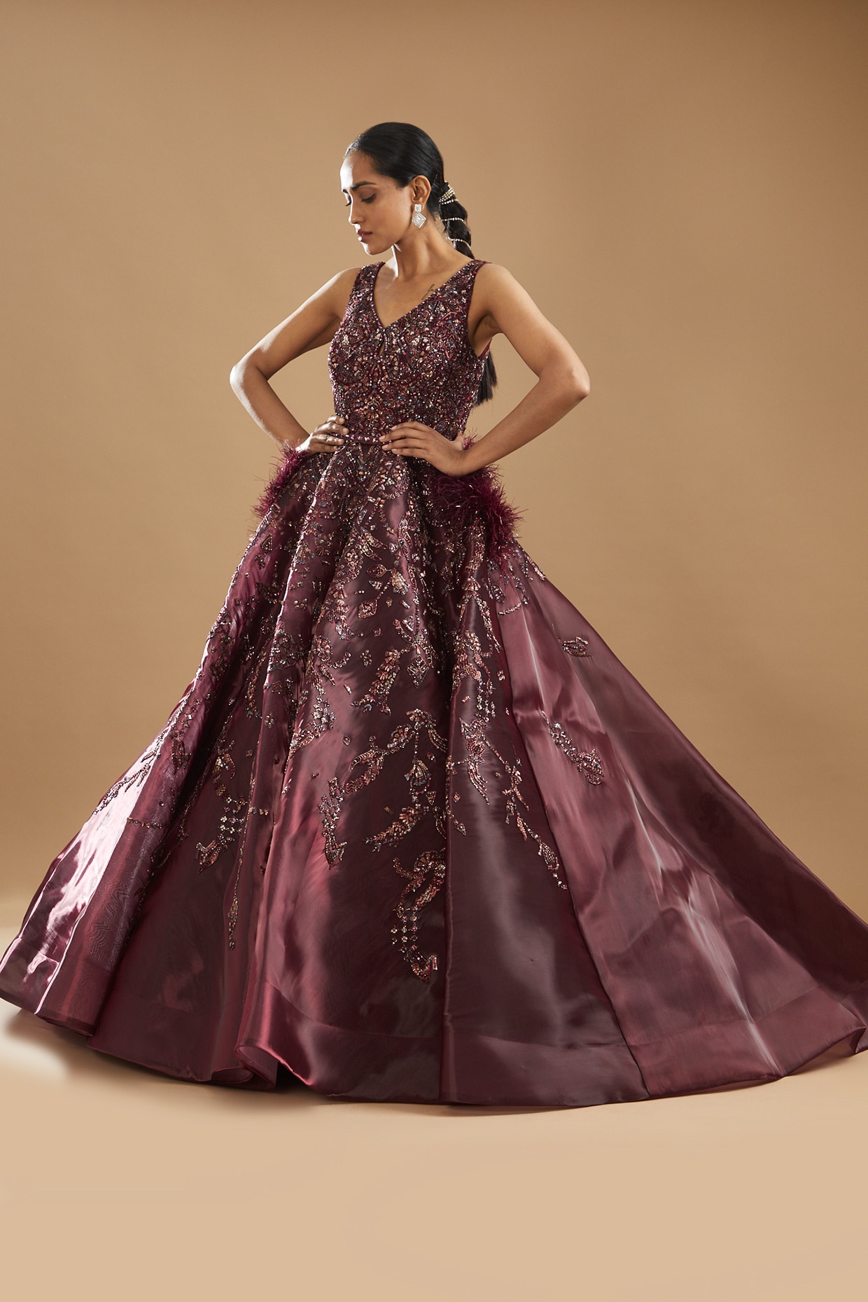 Maroon Satin Sweetheart Neckline High Slit Formal Gown – iwearmystyle