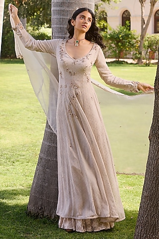 Off-White Organza Silver Embroidered Kamdani Kurta Set by Dolly J