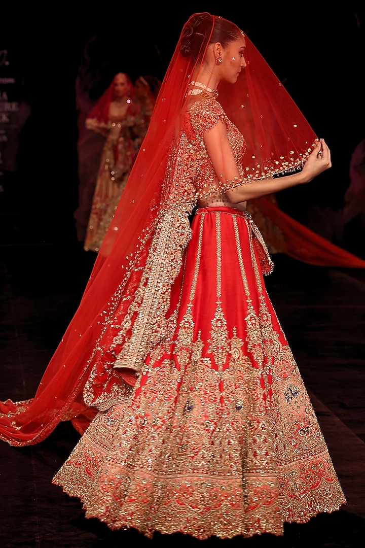 Crimson Red Handloom Raw Silk Floral Hand Embroidered Bridal Bridal Lehenga Set by Dolly J at Pernia's Pop Up Shop
