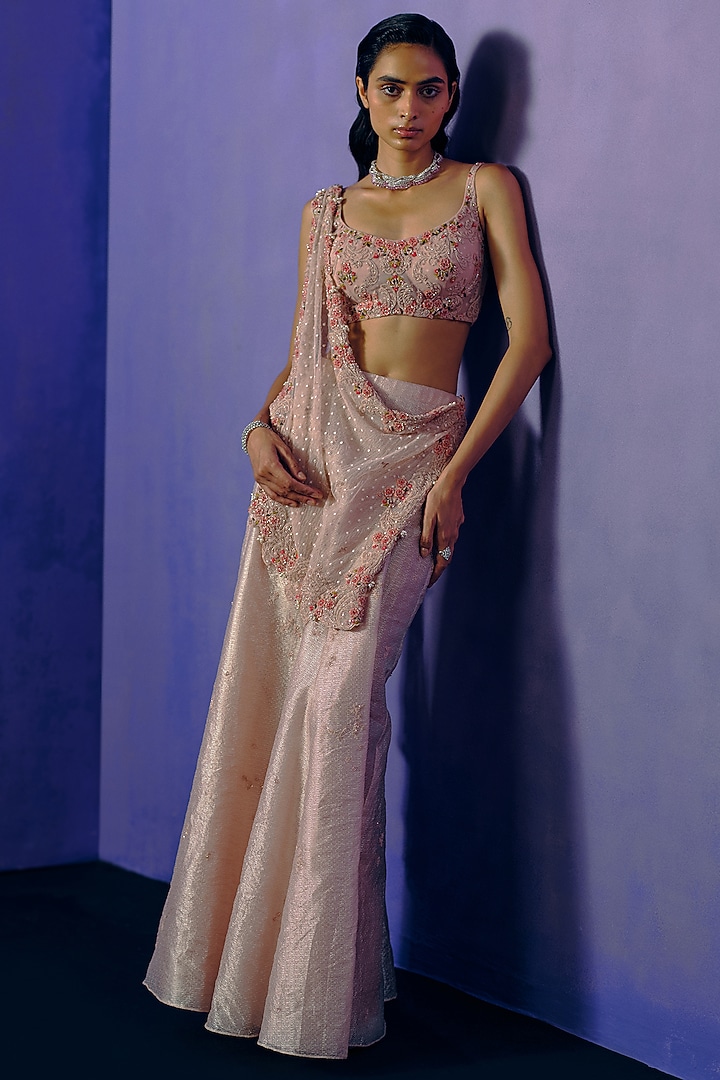 Primrose Woven Organza Wedding Lehenga Set by Dolly J at Pernia's Pop Up Shop