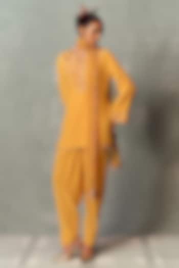 Mango Yellow Chiffon Thread Embroidered Kurta Set by Dolly J at Pernia's Pop Up Shop