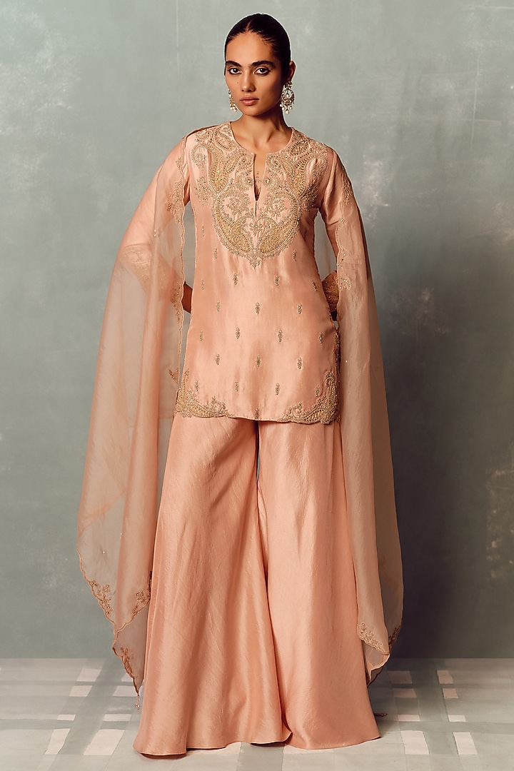 Blush Pink Silk Hand Embroidered Kurta Set by Dolly J at Pernia's Pop Up Shop