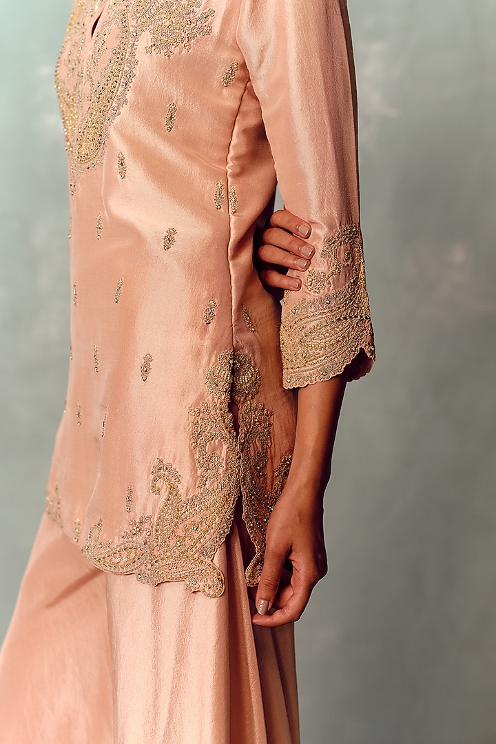 Blush Pink Silk Hand Embroidered Kurta Set by Dolly J at Pernia's Pop Up Shop