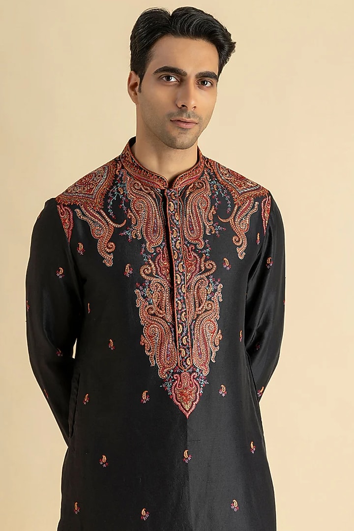 Black Raw Silk Kurta Set by Dolly J MAN at Pernia's Pop Up Shop
