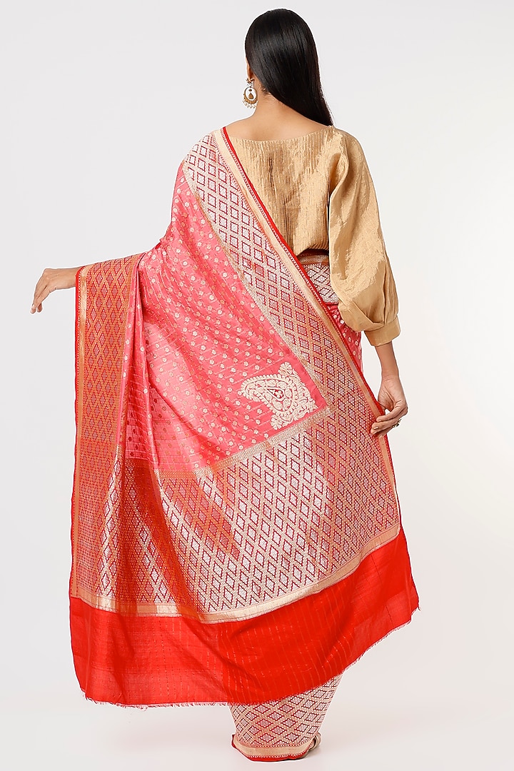 Red Banarasi Silk Handwoven Reception Saree by Delhi Vintage at Pernia's Pop Up Shop