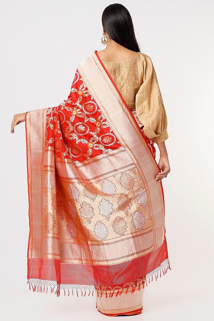 Red Banarasi Silk Jaal Work Handwoven Reception Saree by Delhi Vintage at Pernia's Pop Up Shop