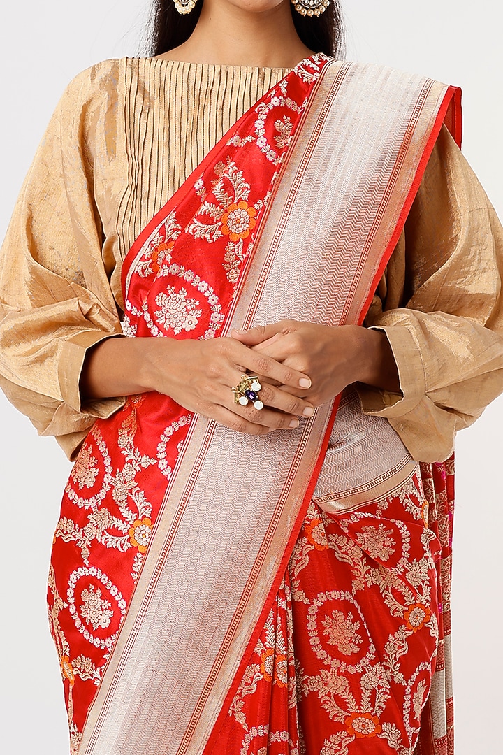 Red Banarasi Silk Jaal Work Handwoven Reception Saree by Delhi Vintage at Pernia's Pop Up Shop