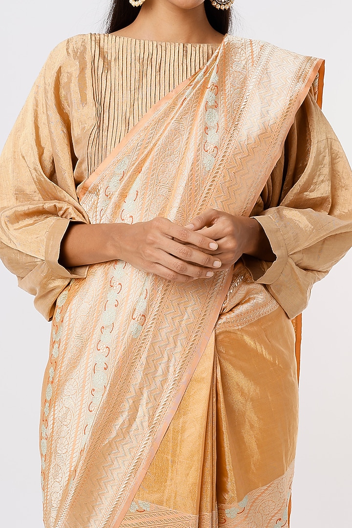 Peach Banarasi Silk Jaal Work Handloom Reception Saree by Delhi Vintage at Pernia's Pop Up Shop