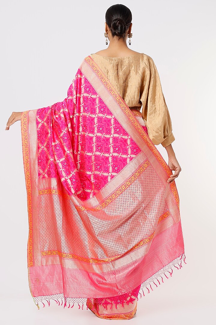 Pink Banarasi Silk Reception Saree by Delhi Vintage at Pernia's Pop Up Shop