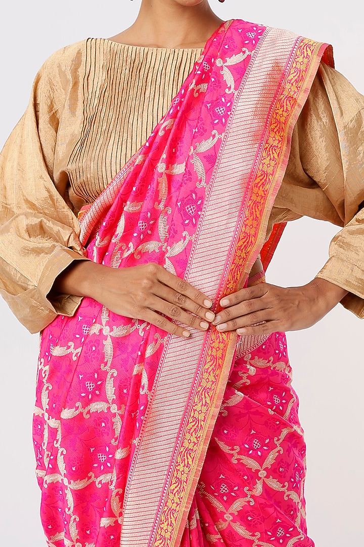 Pink Banarasi Silk Reception Saree by Delhi Vintage at Pernia's Pop Up Shop