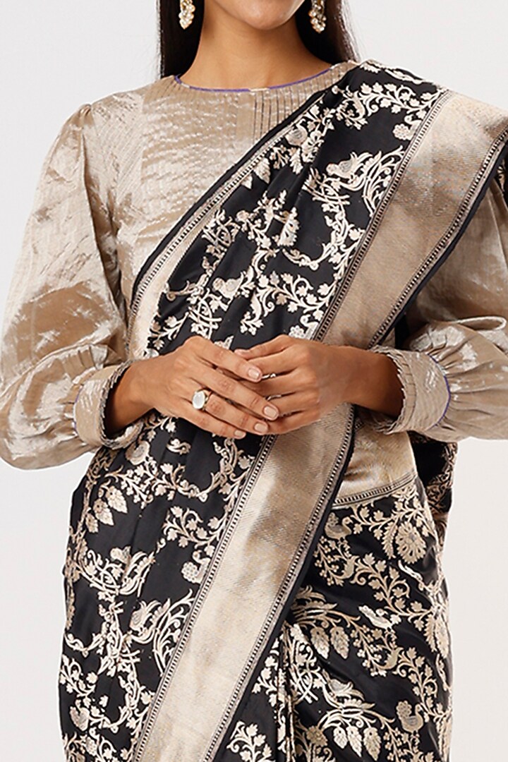 Black Banarasi Silk Reception Saree by Delhi Vintage at Pernia's Pop Up Shop