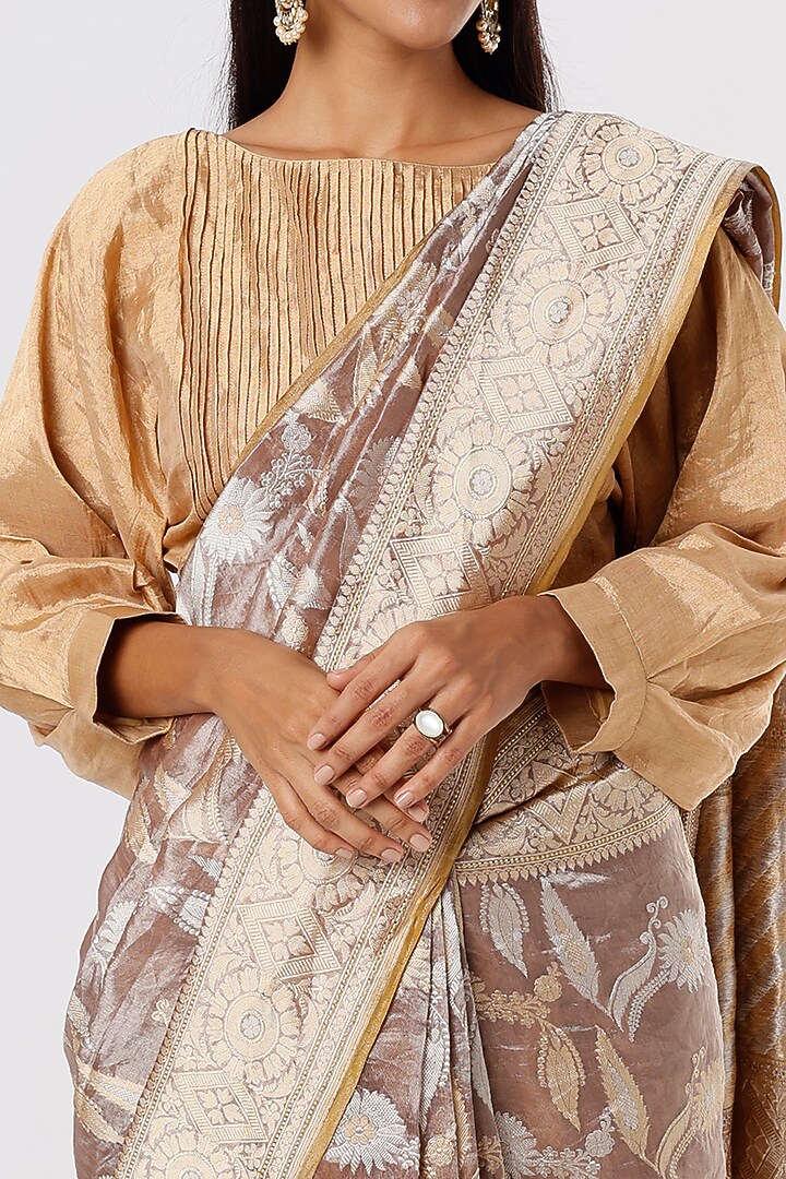 Brown Banarasi Tissue Handloom Reception Saree by Delhi Vintage at Pernia's Pop Up Shop