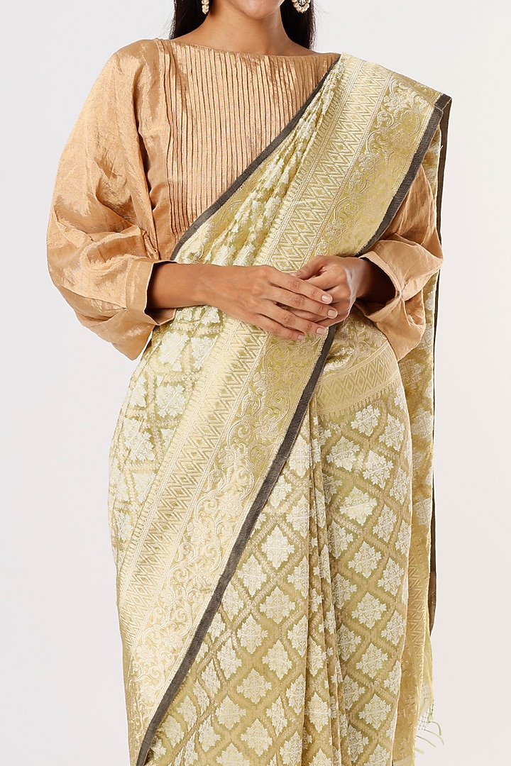 Gold Banarasi Tissue Zari Bridal Saree by Delhi Vintage at Pernia's Pop Up Shop