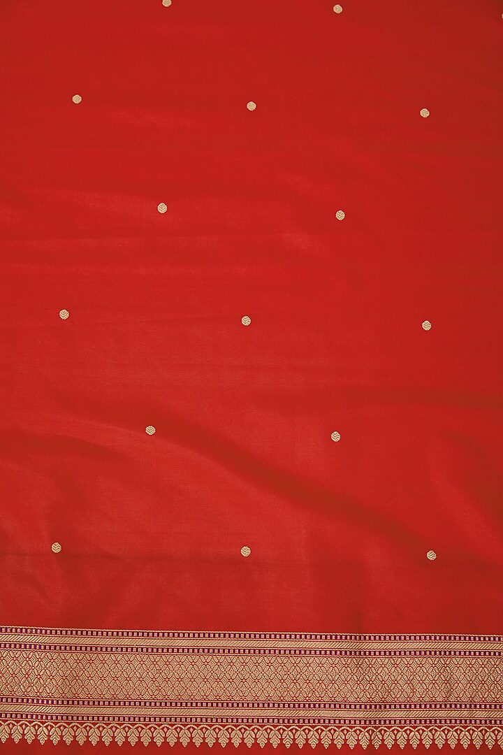 Red Silk Wedding Saree by Delhi Vintage at Pernia's Pop Up Shop