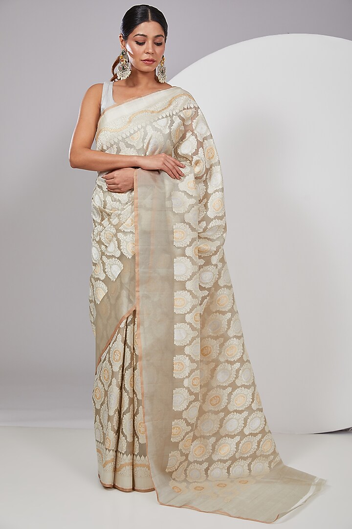 Grey Organza Reception Saree by Delhi Vintage at Pernia's Pop Up Shop