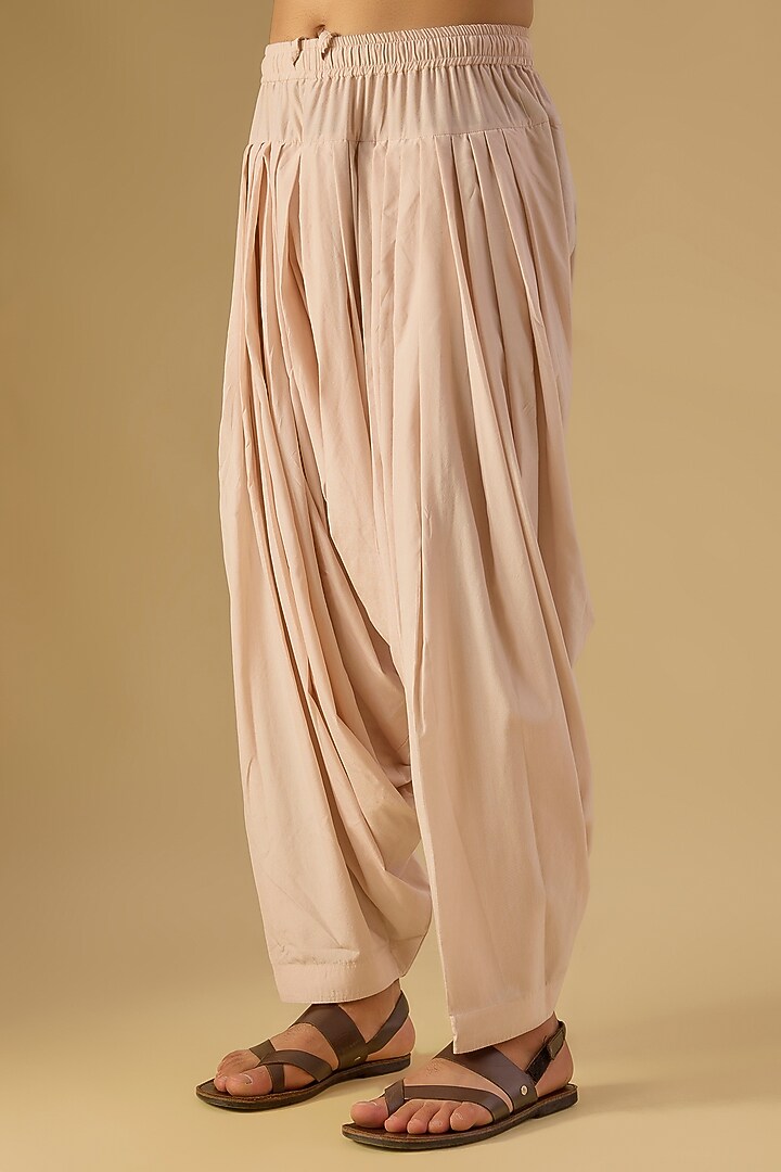 Blush Pink Georgette Embroidered Kurta Set by Dolly J MAN at Pernia's Pop Up Shop