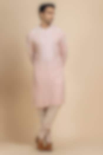 Muted Peach Georgette Thread Embroidered Kurta by Dolly J MAN at Pernia's Pop Up Shop